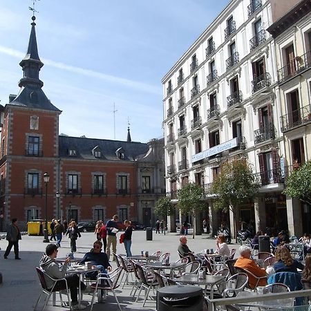 Hostal La Perla Asturiana Madrid Exterior photo