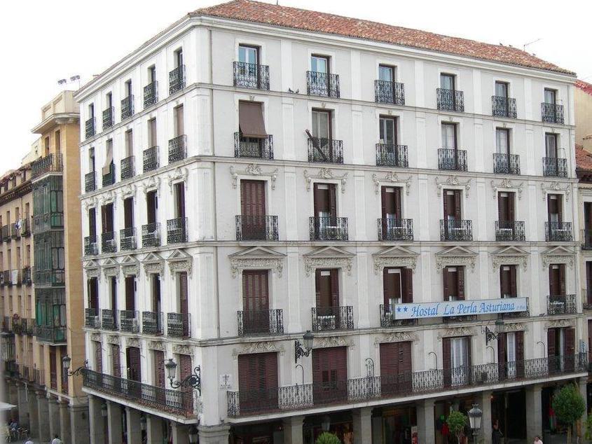 Hostal La Perla Asturiana Madrid Exterior photo