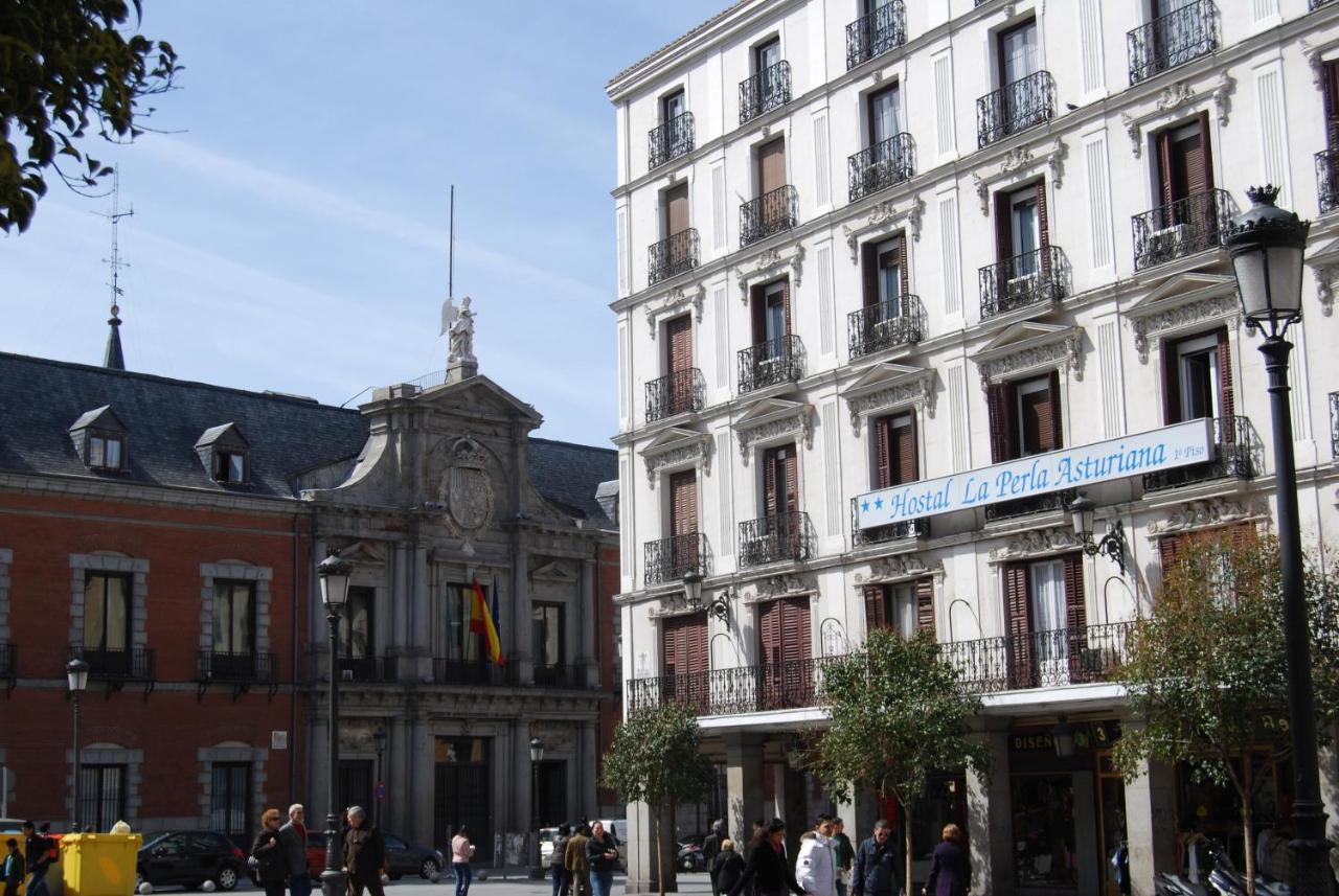 Hostal La Perla Asturiana Madrid Exterior photo